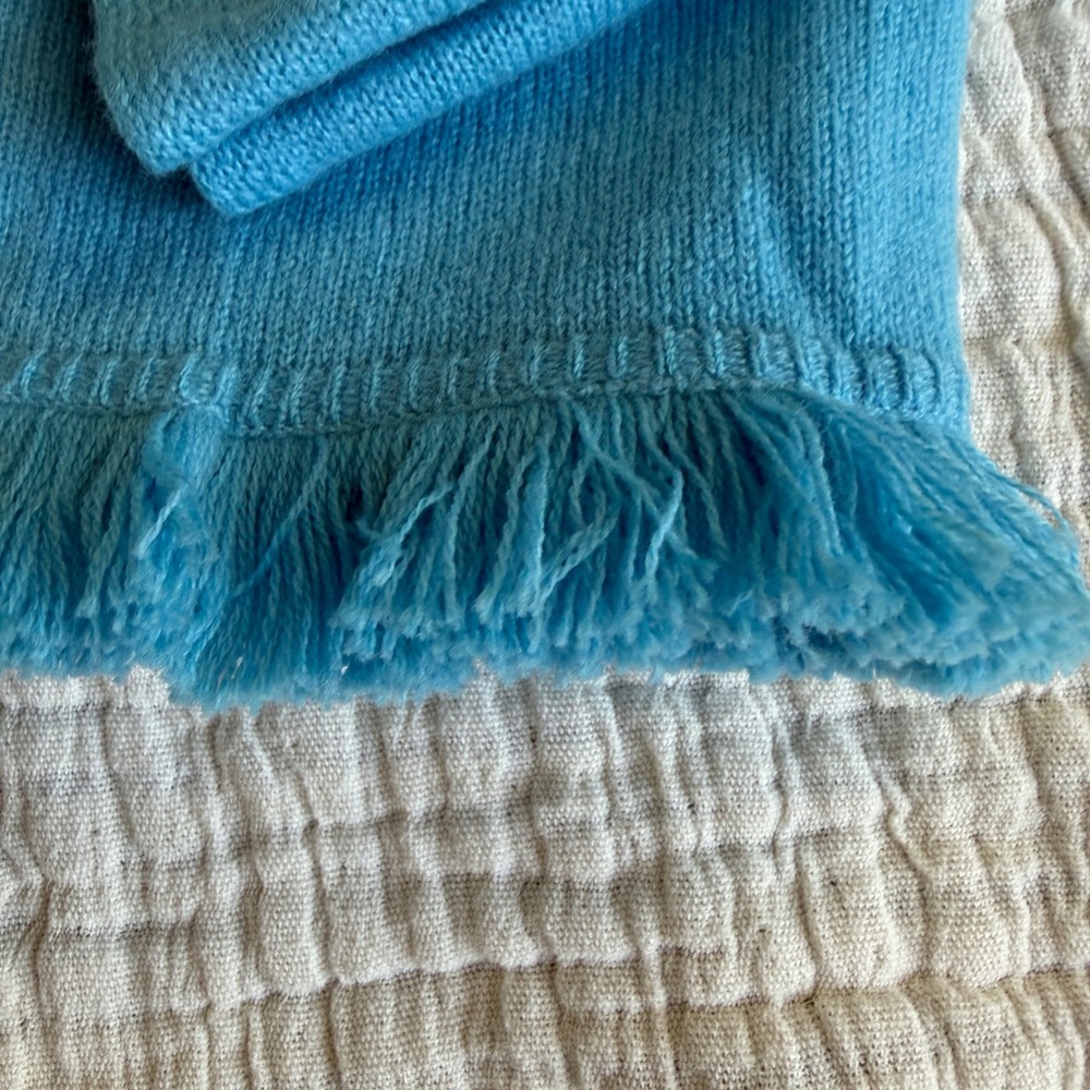 Beryll Womens Cashmere Wrap Scarf Turquoise Fringed Trim Shawl Knit New - Picture 7 of 9